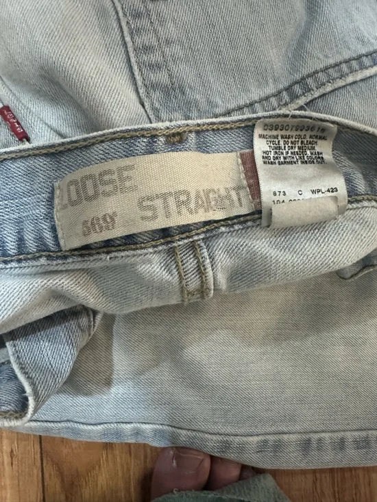 Levi jeans - Picture 3 of 4